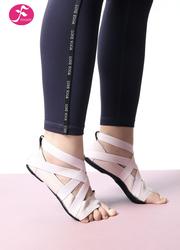 双线交叉设计防滑瑜伽鞋 浅粉色