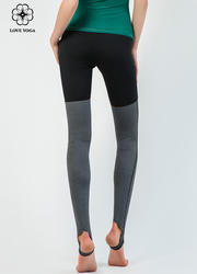   【K1037】时尚撞色条纹踩脚瑜伽裤